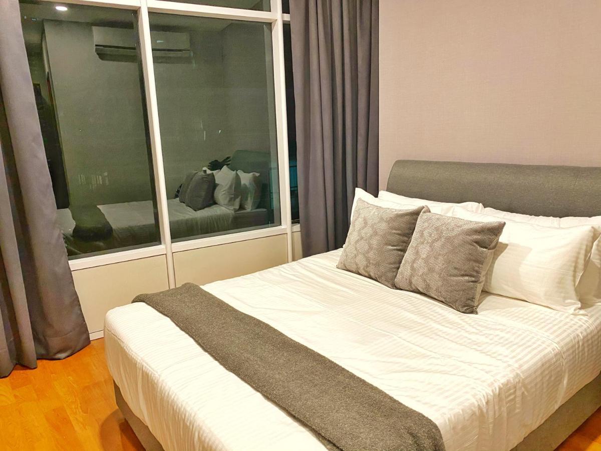Klcc Sky Suites Kuala Lumpur Exterior photo